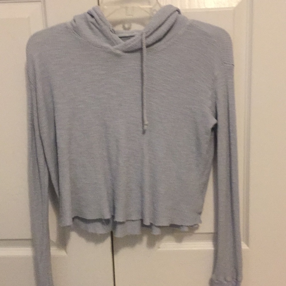 Light cropped hoodie